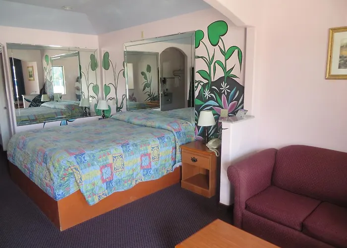 Travelers Inn And Suites Liberty