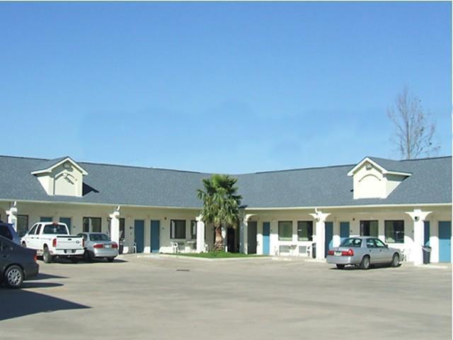 Motel Travelers And *
