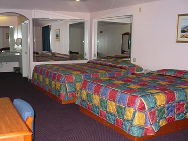 Motel Travelers And *